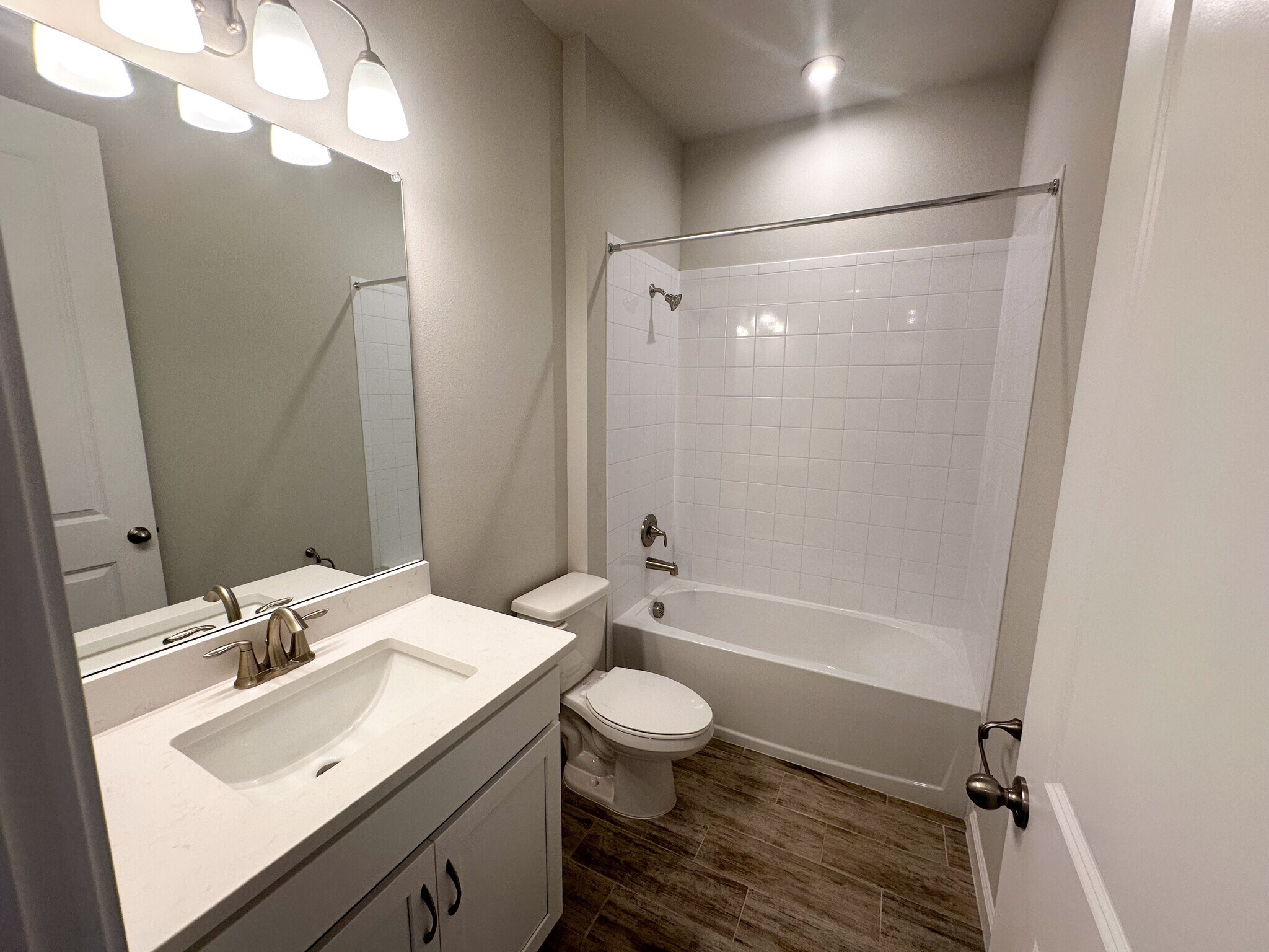 Building Photo - 4551 Arboretum Cir