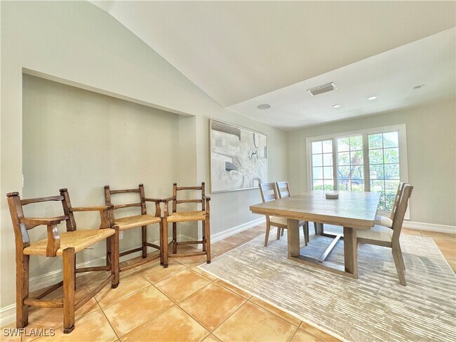Building Photo - 4083 Belair Ln