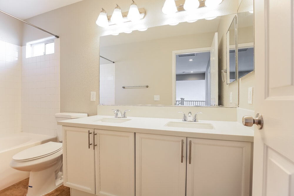 Building Photo - 9123 Sangria Ln