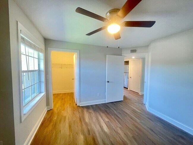 Building Photo - 7310 Westpointe Blvd