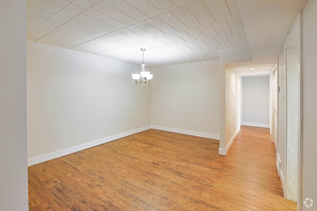 2BR, 1BA - 1220SF - Dining Room - Chalfont Apartments