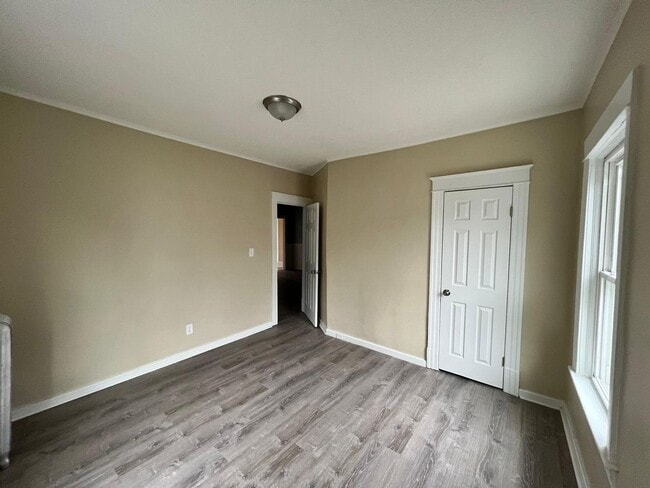 Building Photo - 16 Olivine St