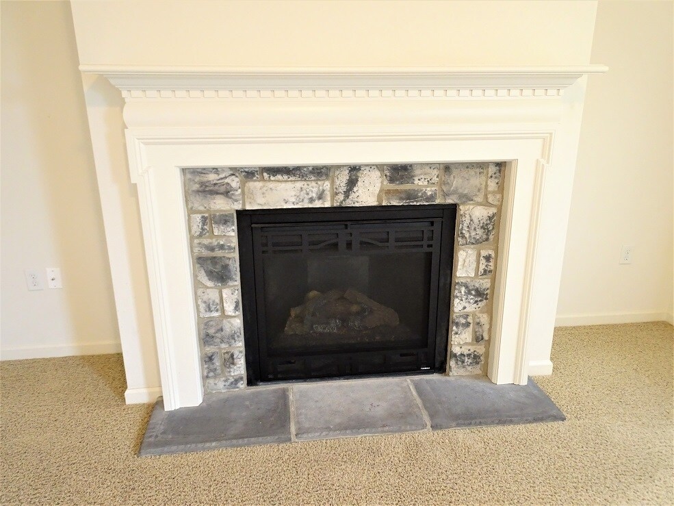 Building Photo - 641 Hamaker Rd