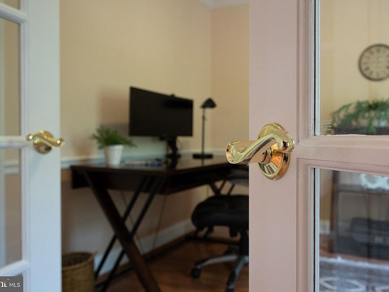 Building Photo - 6726 W Wakefield Dr