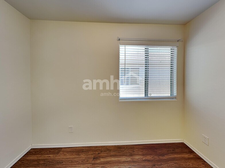 Building Photo - 1786 W Desert Canyon Dr