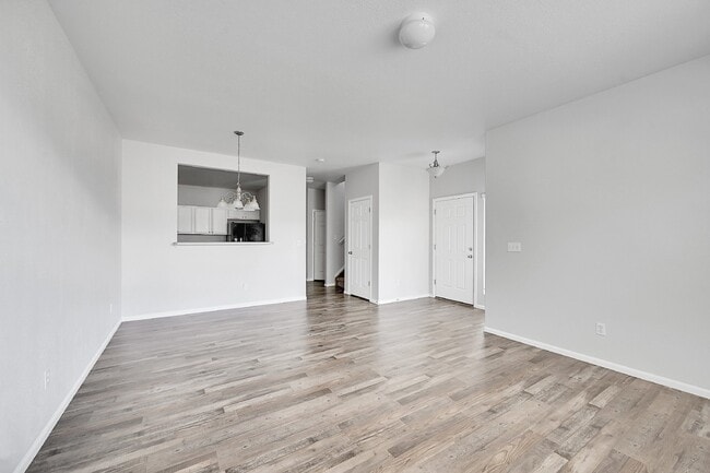 Building Photo - $1,850.00 - 2 Bedrooms, 2.5 Bathrooms Town...