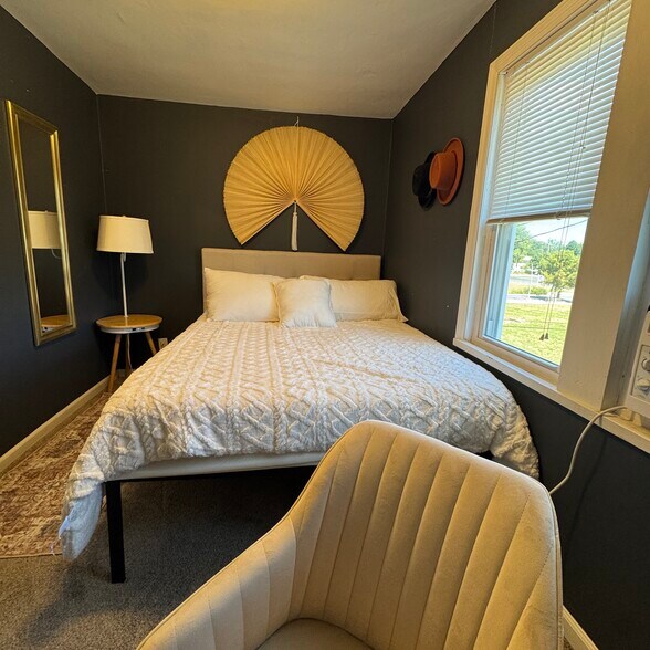 2 bed - unit A - 951 Tecumseh St