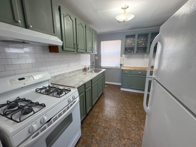 Building Photo - 3 bedroom house in Paducah