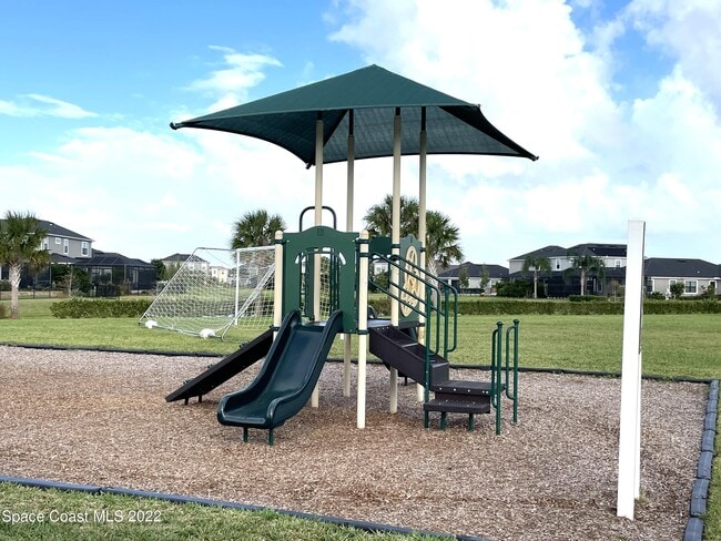 Building Photo - 2881 Casterton Dr