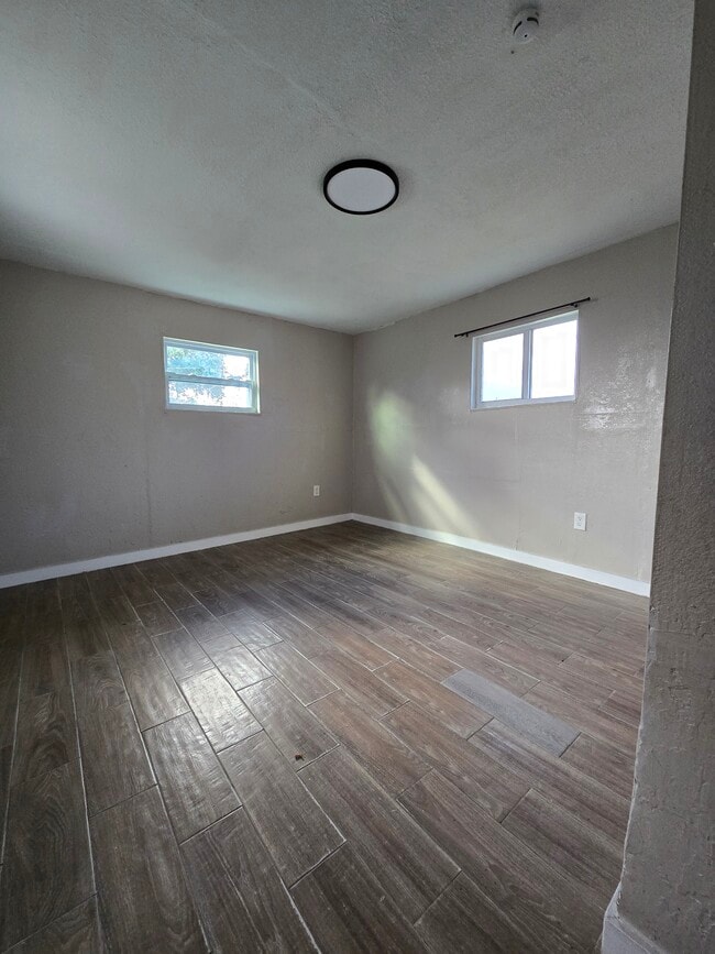 Building Photo - 15820 NW 39th Ct