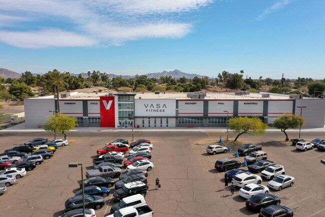 Building Photo - 2Bed/1.5Bath Townhome at Glendale/43rd Ave! Move-In Ready on 05/07/2026!