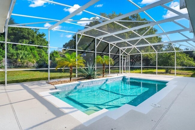 Building Photo - 6215 Donegal Dr