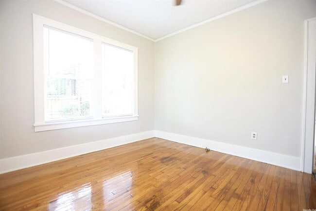 Building Photo - 3430 N Cypress St