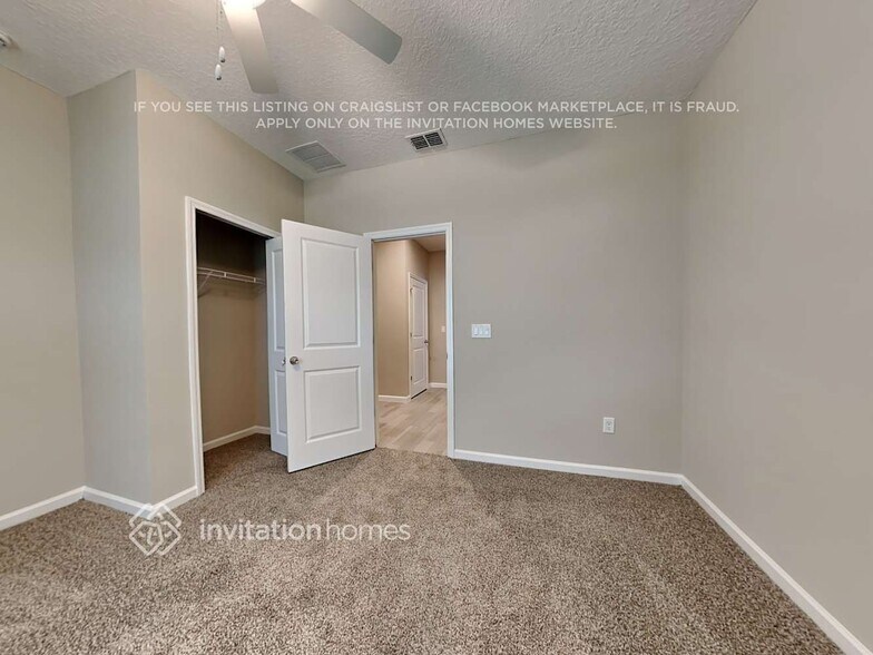 Building Photo - 10003 Lemon Grass Ln