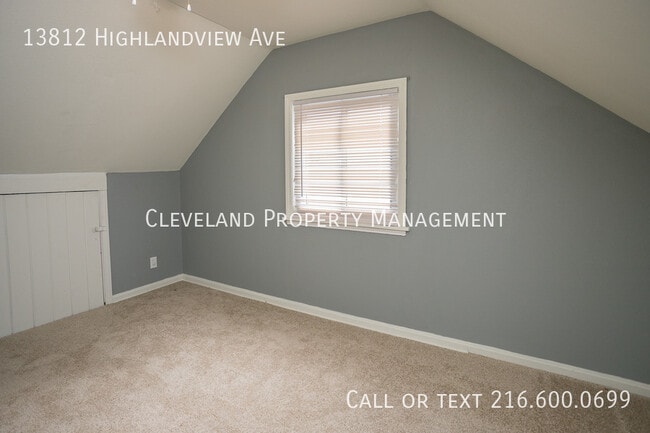 Building Photo - 13812 Highlandview Ave