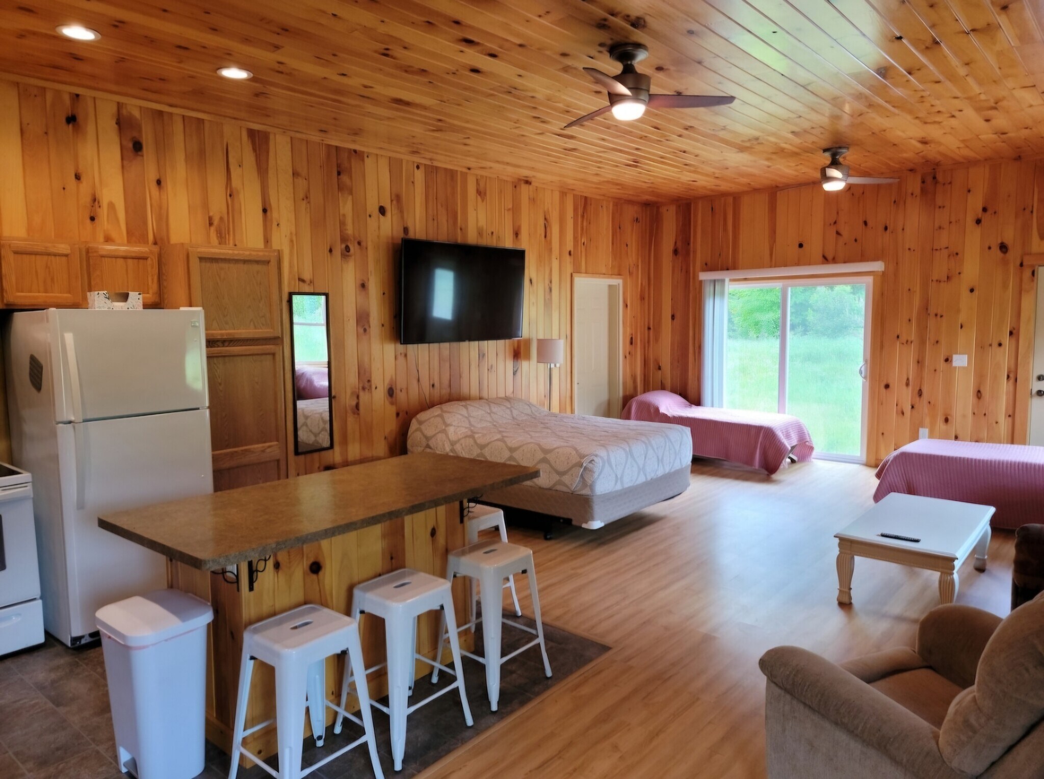 Open Floor Studio Style Living - 2050 N Haze Rd