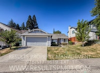 Building Photo - Charming 3-Bedroom Home in Prime Location