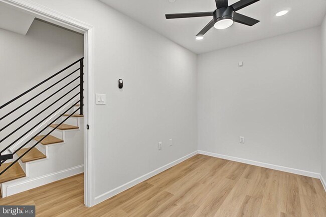 Building Photo - 1242 N 15th St