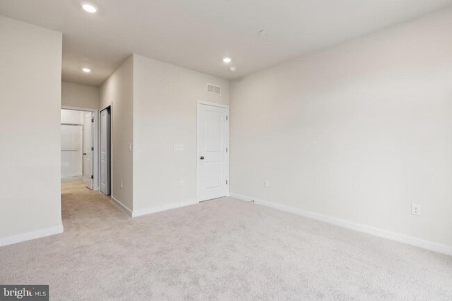 Building Photo - 808 Graphite Dr