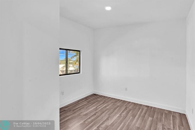 Building Photo - 1396 NW 60th St
