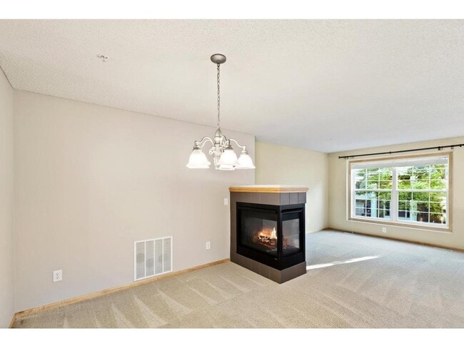 Building Photo - 899 Ledgestone Dr