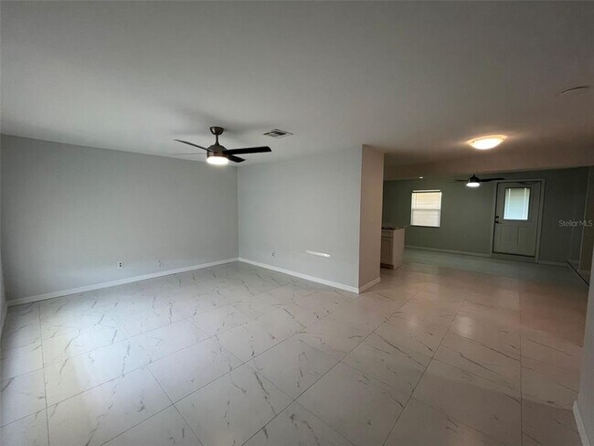 Building Photo - 4365 Wynkoop Cir