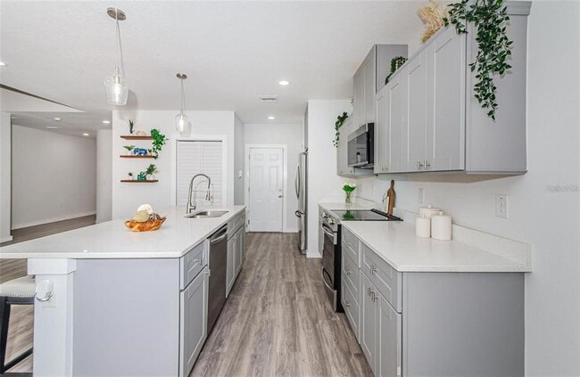 Building Photo - 1954 Freedom Dr