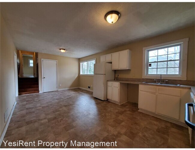 Building Photo - 4 br, 1.5 bath House - 5333 Chantilly Terrace