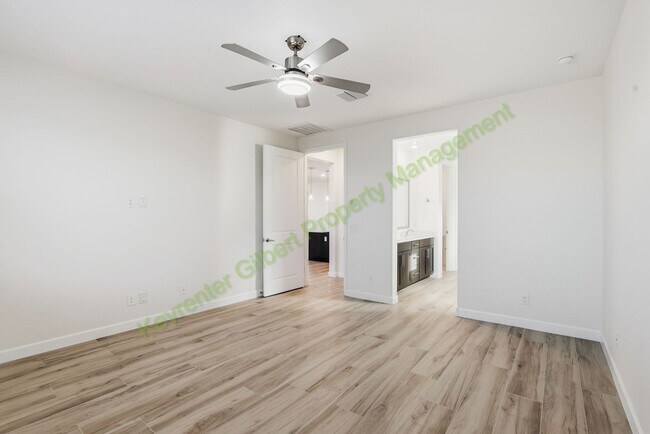 Building Photo - Modern Mesa Living in a Prime East Valley Location