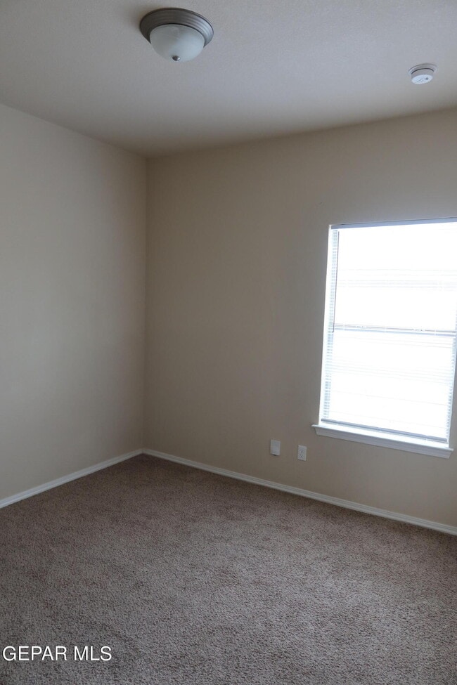 Building Photo - 3278 Azteca Trail