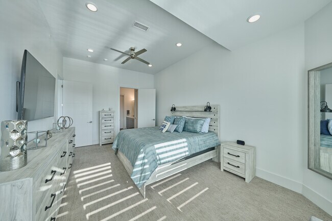 Building Photo - 199 Waterpoint Ct