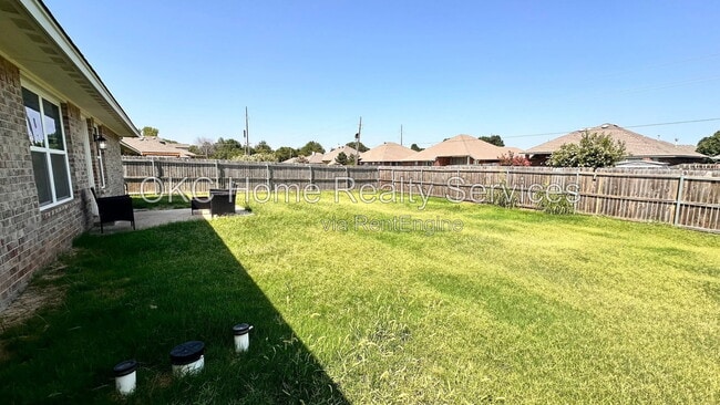 Building Photo - 7724 Windstone Dr