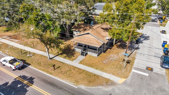 Building Photo - 1128 Belleair Rd