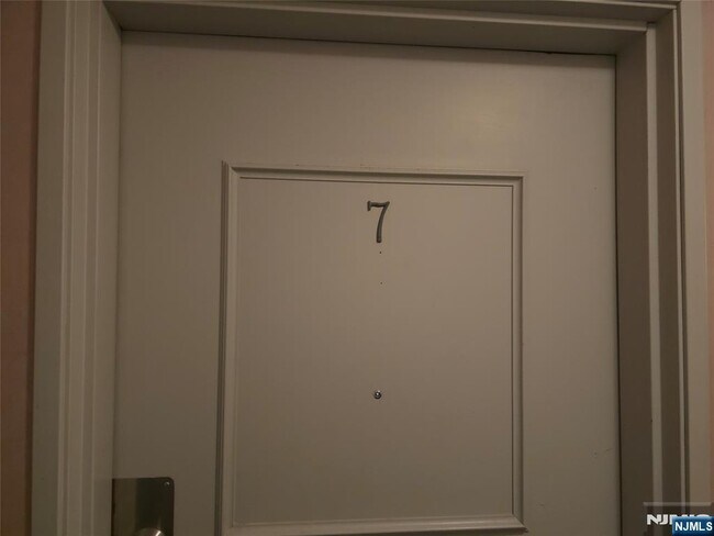 Building Photo - 6715 Polk St