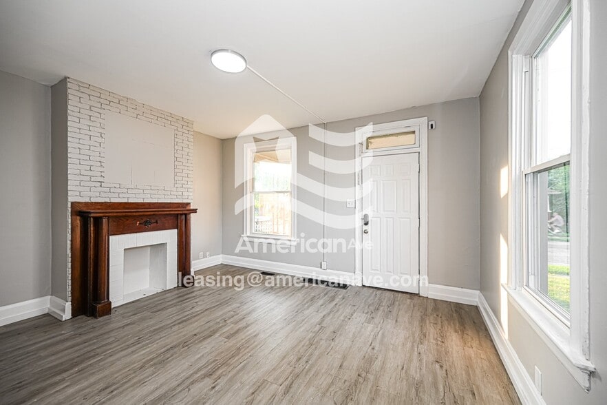 Building Photo - 243 Williams Ave