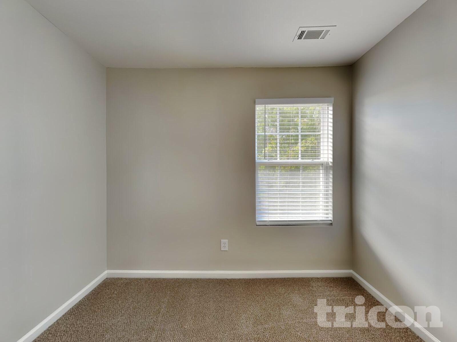 Building Photo - 4864 Sierra Way