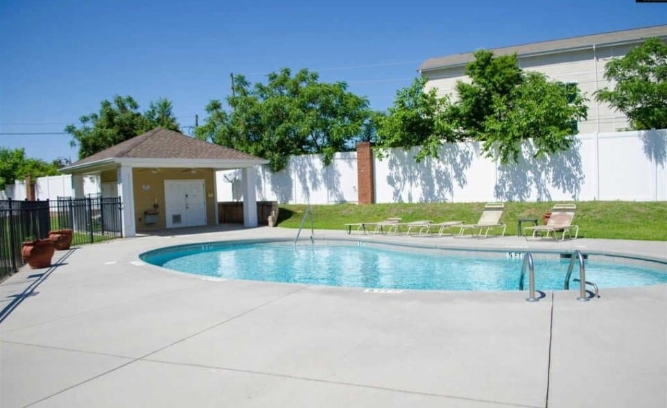 pool area - 144 Lincoln St