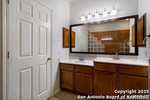 Building Photo - 25914 Mission Bluff