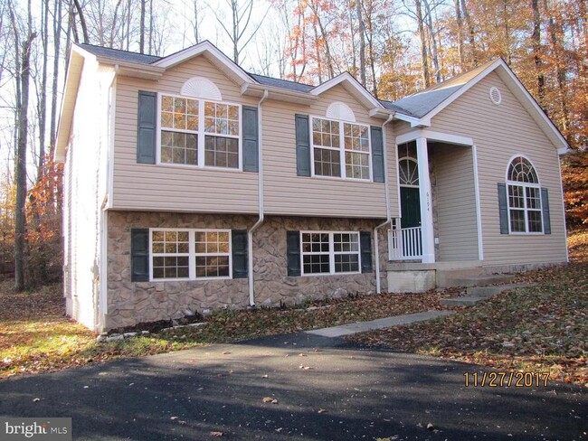Primary Photo - 6194 Dawes Dr