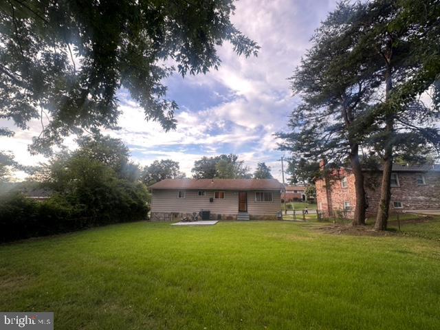 Building Photo - 1509 Birchwood Dr