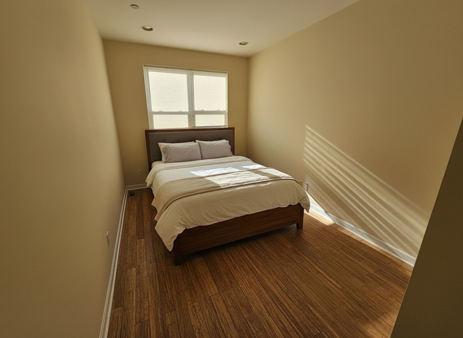 Building Photo - 2030 E Dauphin St