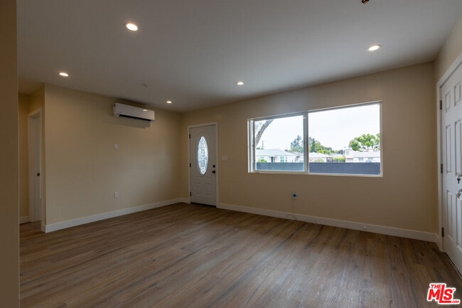 Building Photo - 2656 W Carson St