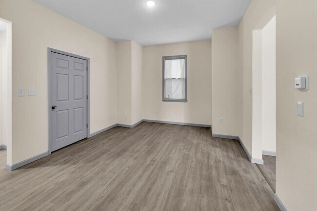 Building Photo - 181-183-183 N 6th St