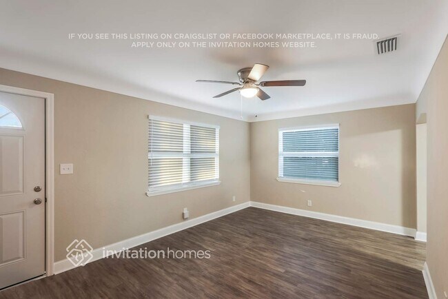 Building Photo - 4535 Emerson Ave S