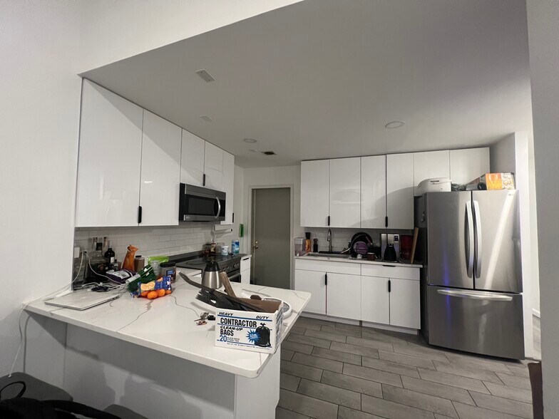 Unit 1 - Open Kitchen - 2031 N 15th St