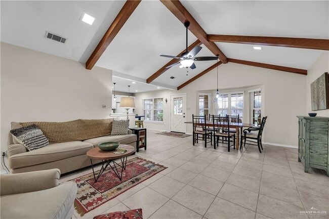 Building Photo - 912 Palm Dr