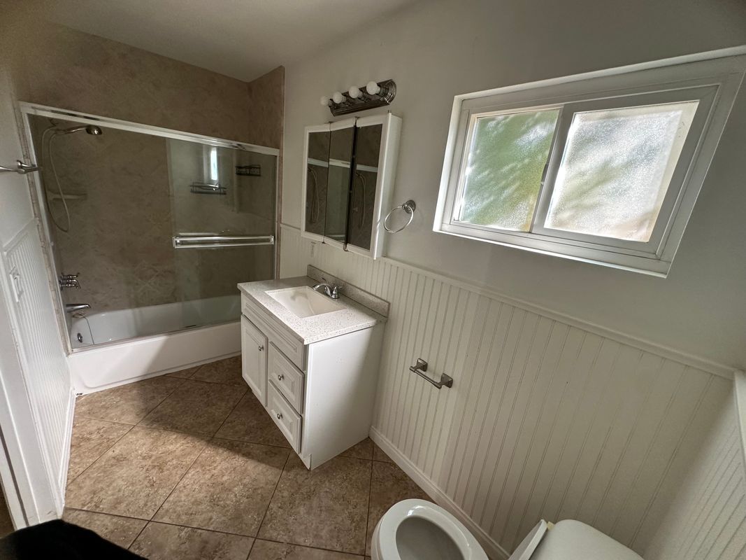 Building Photo - 8156 Tilden Ave