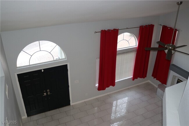 Building Photo - 3733 Deer Flats St