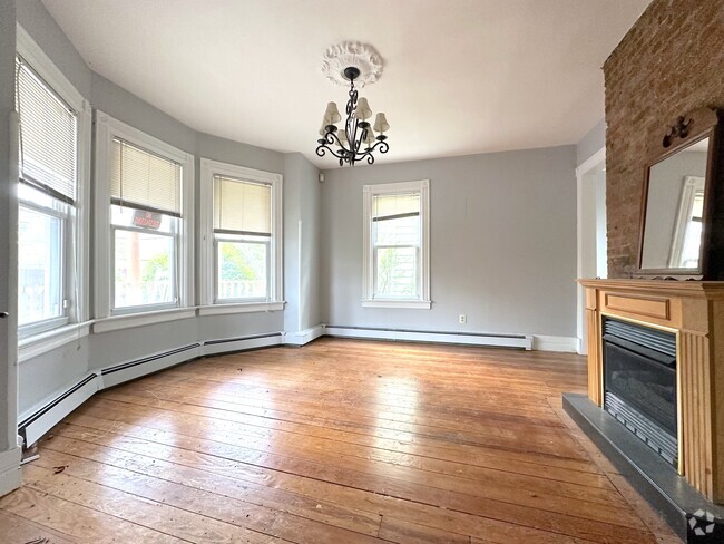 Building Photo - 41 Liberty Street Wh