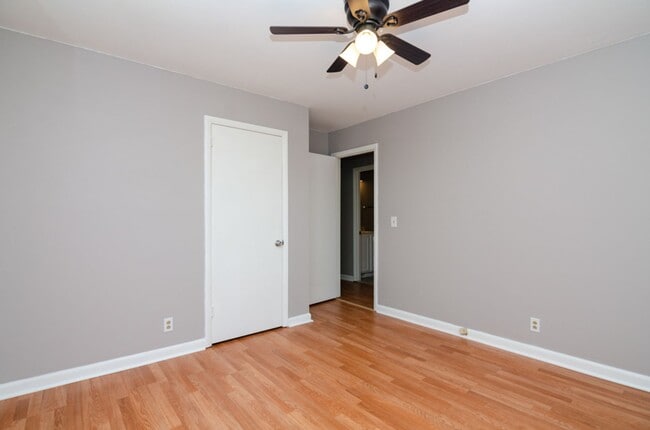 Building Photo - 7109 Hall Ln